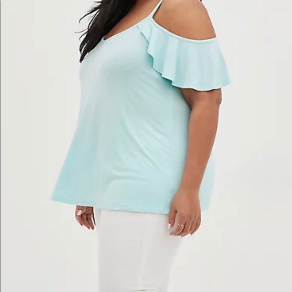 FLUTTER SLEEVE TANK - Picture 2 of 7